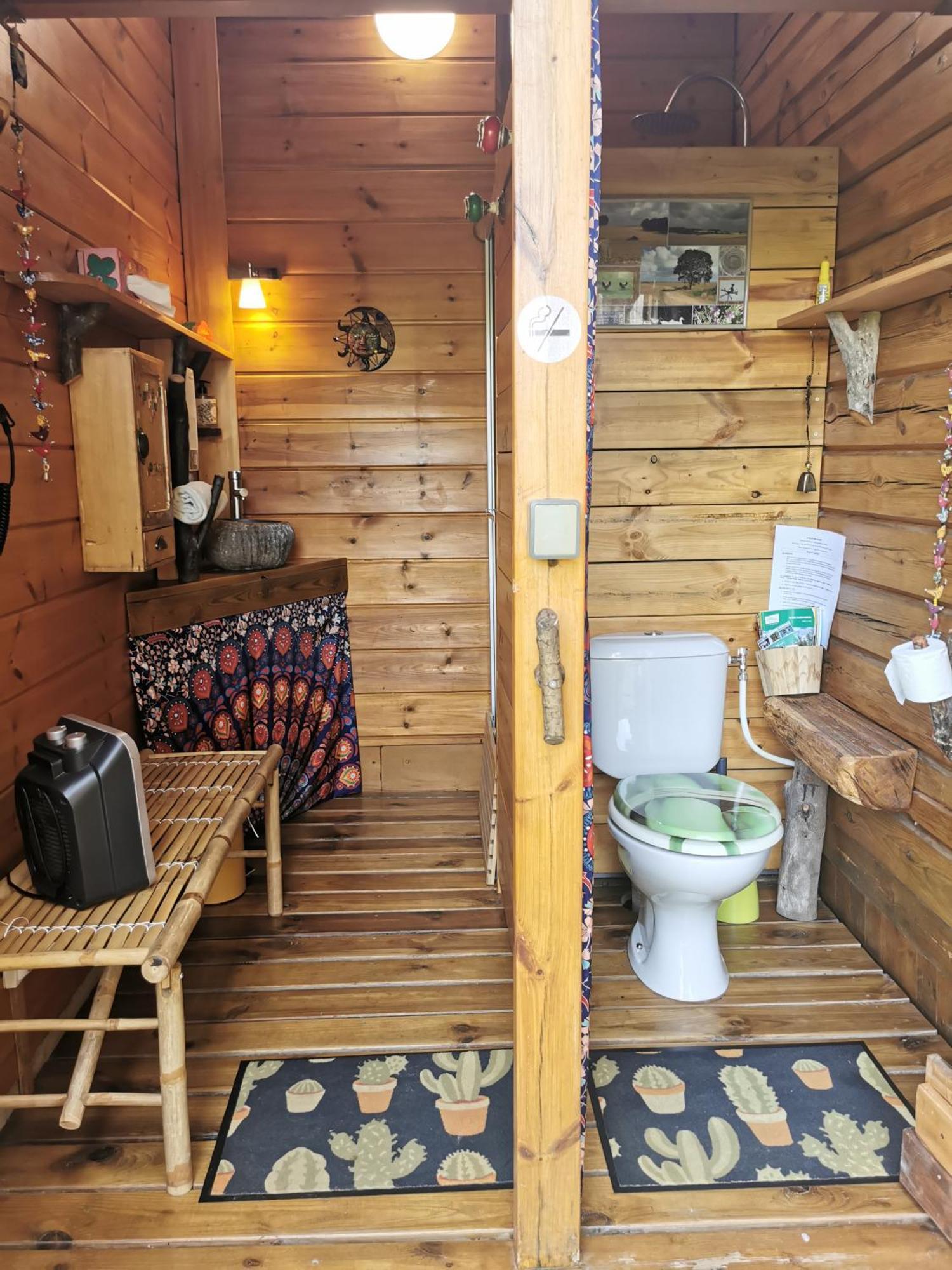 La Bulle Des Champs Bed & Breakfast Champmotteux Room photo