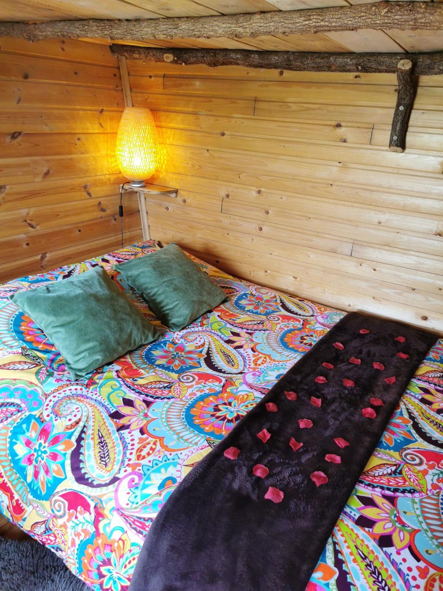 La Bulle Des Champs Bed & Breakfast Champmotteux Room photo
